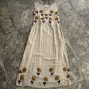 PAPA VANCOUVER Boho Floral Appliqué Embroidery Maxi Dress Coastal Neutral Earthy